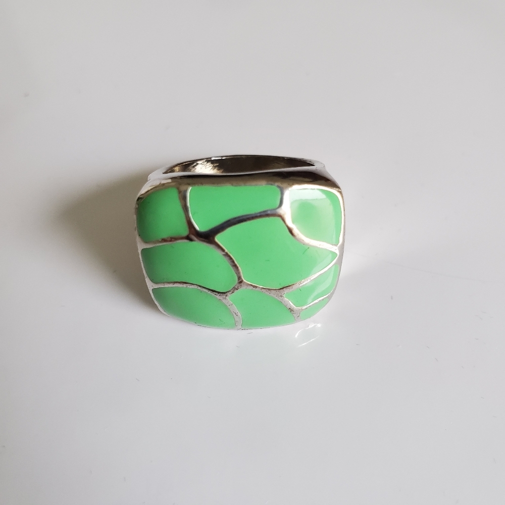 Green And Silver Toned Square Statement Ring - image 5